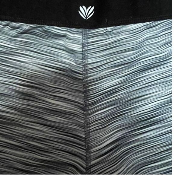 Forever 21 Striped Bike Shorts Black Medium - Picture 9 of 15